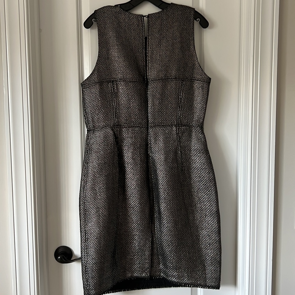 Banana Republic Sleeveless Dress - Picture 3 of 9